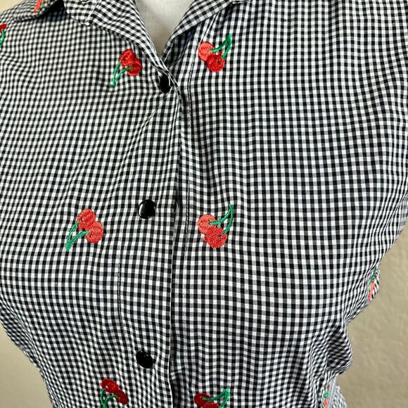Hemet Gingham and Cherries Peplum Top size S pin up doll barbie Grease pink lady - Picture 10 of 16